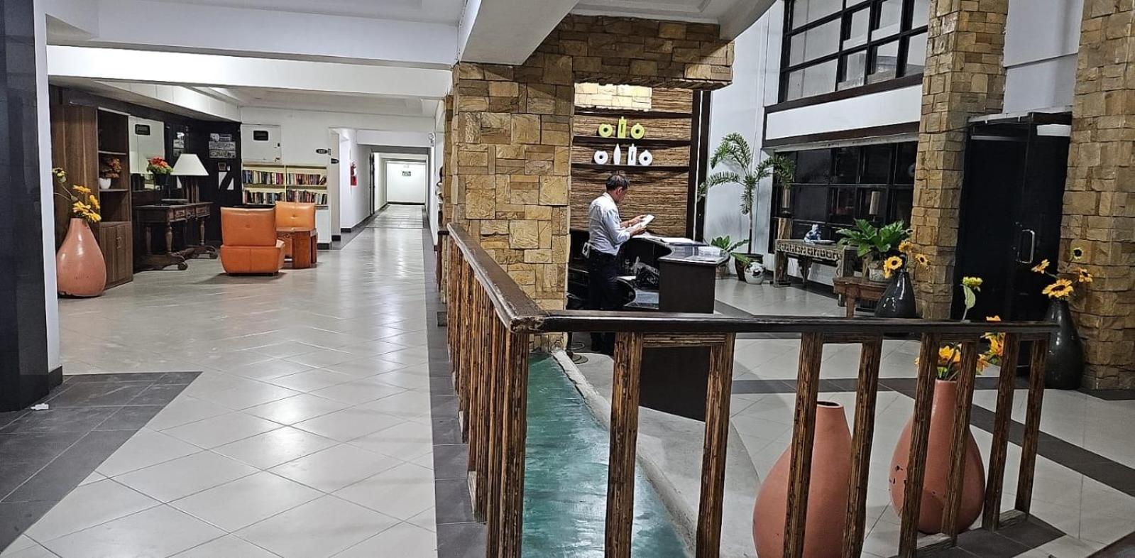 Tlt Condotl At Kiener Hills Condominium Lapu-Lapu City Bagian luar foto